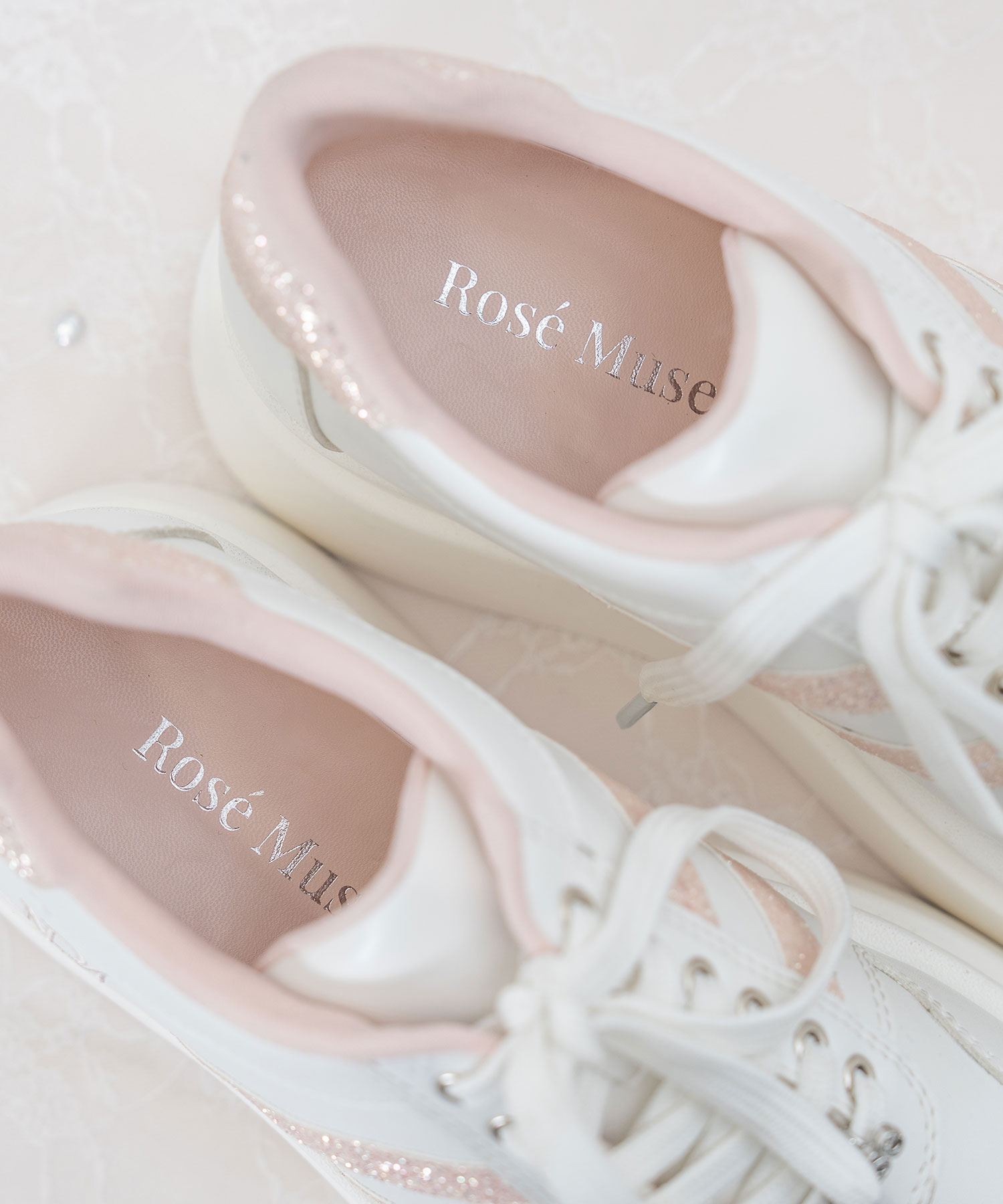 Glitter point sneakers – BUNNY APARTMENT