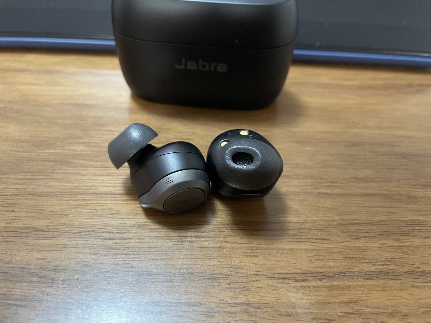 Jabra Elite 85t用のコンプライを買ってみた | 物欲帳