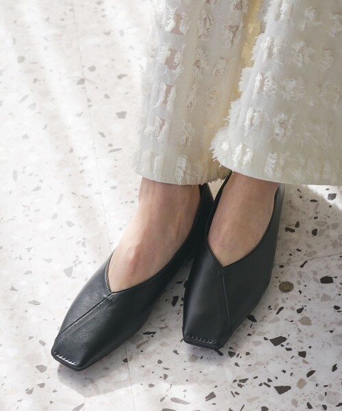 Vカットステッチ フラットシューズ（パンプス）｜BEAUTY&YOUTH UNITED