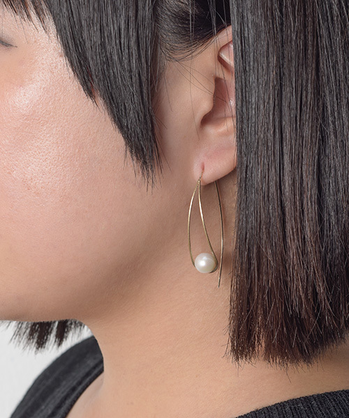 agete（アガット）の「K10ゴールドパールピアス（10151112015