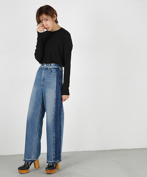 MOUSSY（マウジー）の「SIDE LINE WIDE LEG DENIM（デニムパンツ