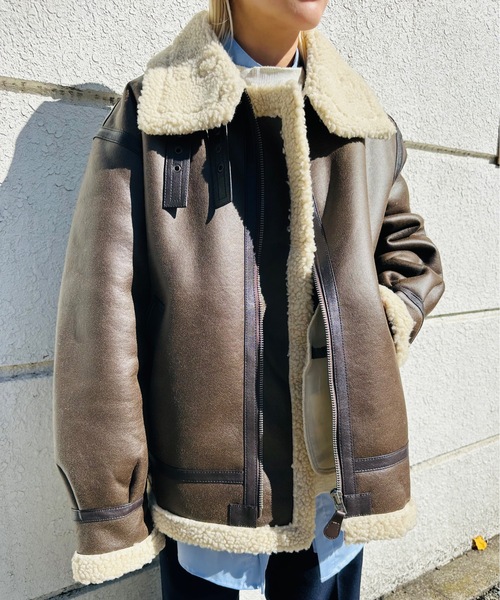 Alpha Industries（アルファインダストリーズ）の「ALPHA INDUSTRIES