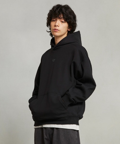 adidas（アディダス）の「プレミアム エッセンシャルズ パーカー