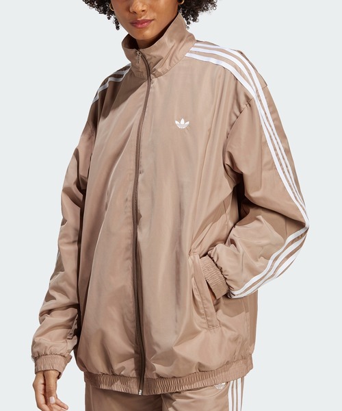 adidas（アディダス）の「オーバーサイズ トラックジャケット