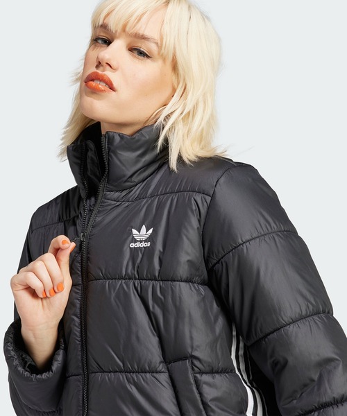 adidas（アディダス）の「アディカラー パファージャケット