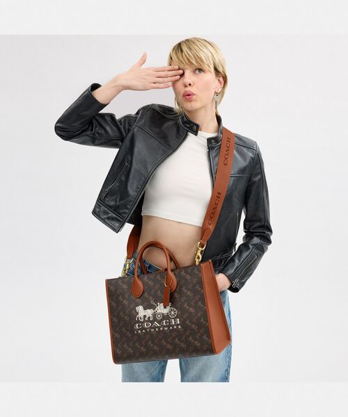 COACH（コーチ）の「エース トート 35・ホース アンド キャリッジ