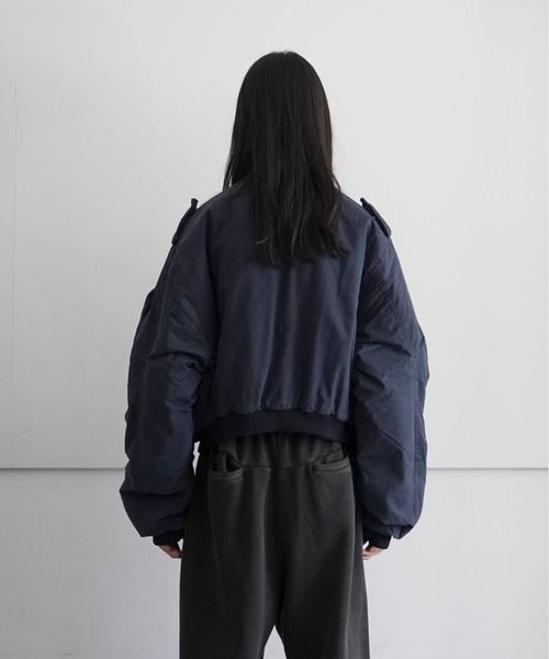 entire studios（エンタイアスタジオ）の「ENTIRE STUDIOS A-4 BOMBER