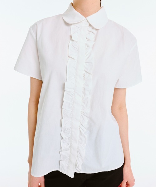 FEKETE（フェケテ）の「ROUND COLLAR FRILL SHIRT / ラウンドカラー