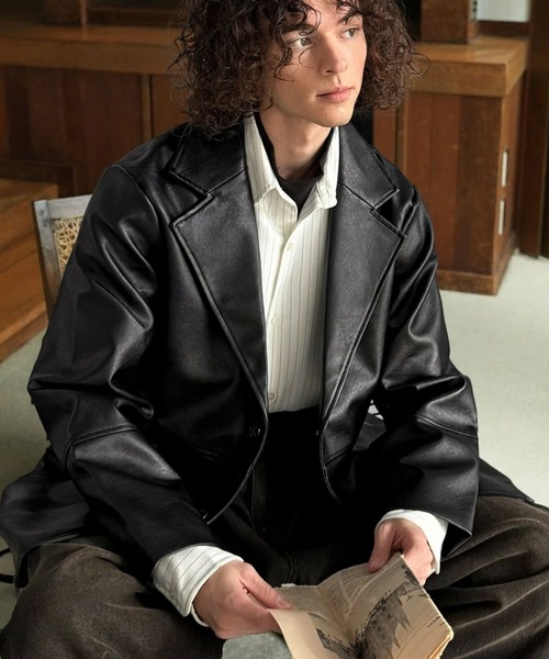 セール】品格とトレンドを纏う。フェイクレザー テーラードジャケット