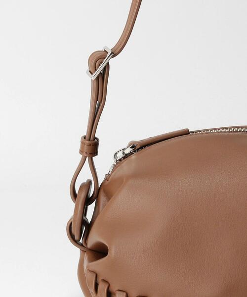 VASIC（ヴァジック）の「＜VASIC＞WELLS POCKET レザーショルダー