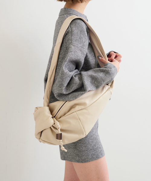 U by SPICK&SPAN（ユーバイスピックアンドスパン）の「Archivepke