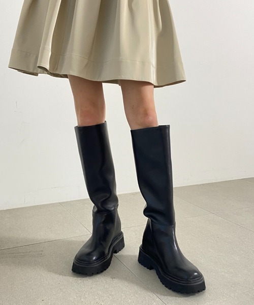 Mila Owen（ミラオーウェン）の「インヒールトラックソールジョッキー