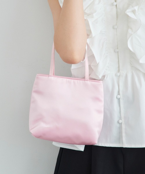 hai（ハイ）の「【hai】Little Silk/Velvet Bag（ハンドバッグ）」 - WEAR
