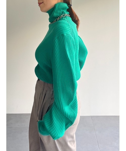 MIESROHE（ミースロエ）の「ウェーブスリーブリブニット（ニット