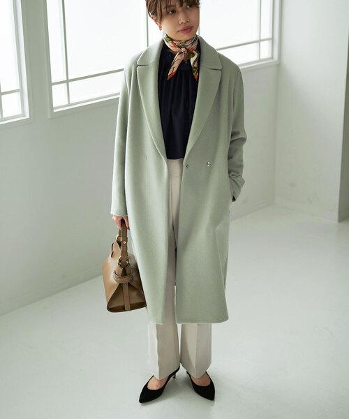 La TOTALITE（ラトータリテ）の「ウールビーバーチェスターコート