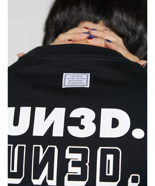UN3D.（アンスリード）の「【TANGTANG】UN3D.グラフィックロゴTシャツ