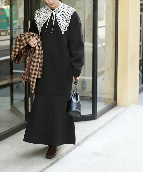 titivate（ティティベイト）の「ﾚｰｽつけ襟付ﾏｰﾒｲﾄﾞﾆｯﾄﾜﾝﾋﾟｰｽ