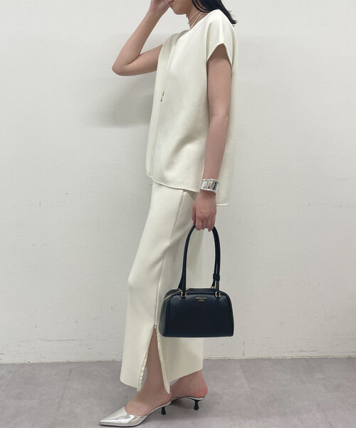 LOUNGEDRESS（ラウンジドレス）の「ポンチフレンチプルオーバー（T