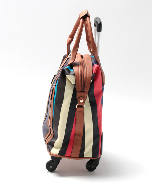 Three Four Time（ｽﾘｰﾌｫｰﾀｲﾑ）の「4輪マルチストライプ柄親子キャリー