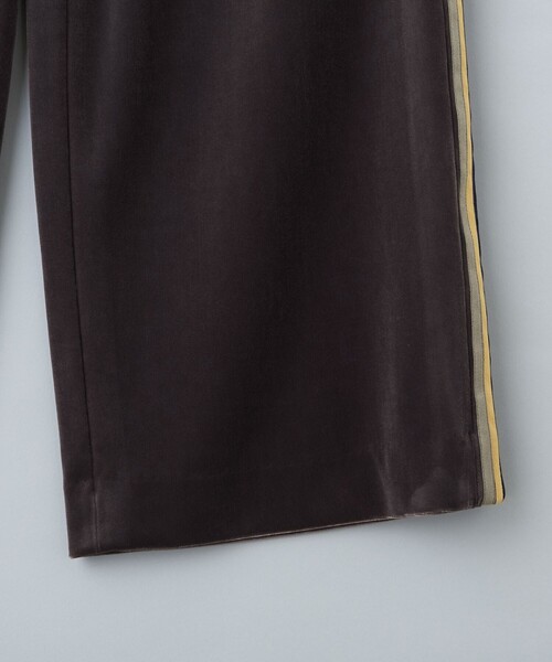 6（ロク）の「＜6(ROKU)＞ベロア3ライン パンツ（その他パンツ）」 - WEAR