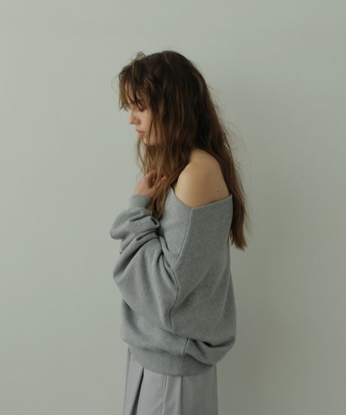 ETRE TOKYO（エトレトウキョウ）の「デザインネックスウェットプル