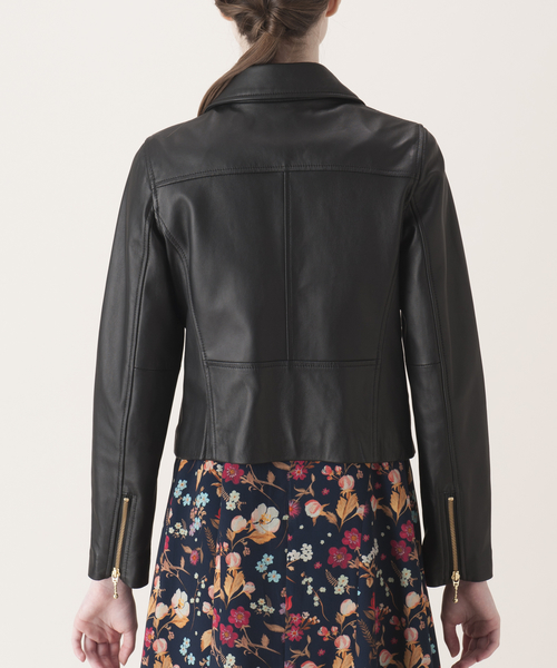 BLUE LABEL CRESTBRIDGE（ブルーレーベルクレストブリッジ）の「レザー