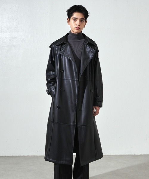 Lui's（ルイス）の「シンセティックレザートレンチコート（その他