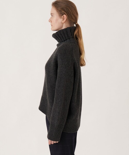 GALERIE VIE（ギャルリー ヴィー）の「ファインウール タートルネック