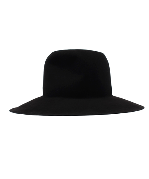 KIJIMA TAKAYUKI（キジマ タカユキ）の「KIJIMA TAKAYUKI フェルト