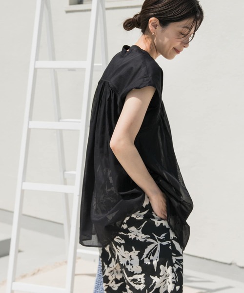 セール】『UR TECH』ボイルギャザーフレンチブラウス（シャツ/ブラウス