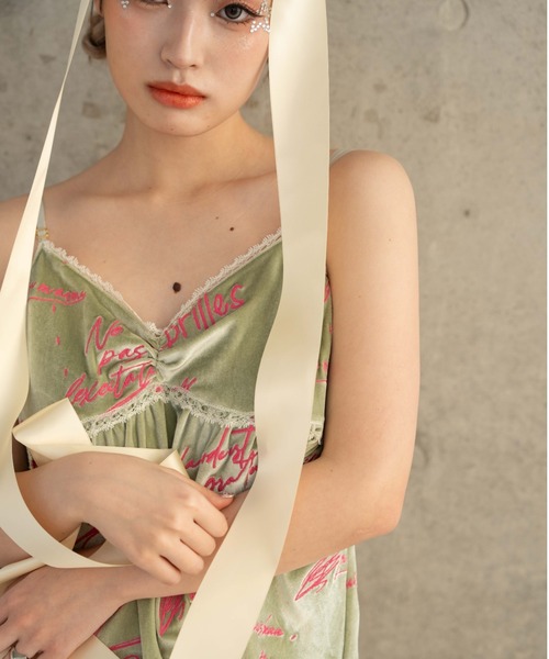 INTER FACTORY（インターファクトリー）の「かきぶちもものベロア