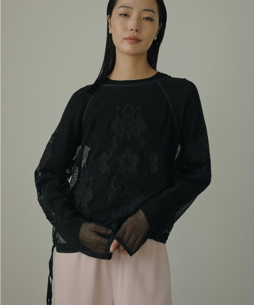 anuke（アンヌーク）の「Embroidery Mesh Tops（Tシャツ/カットソー