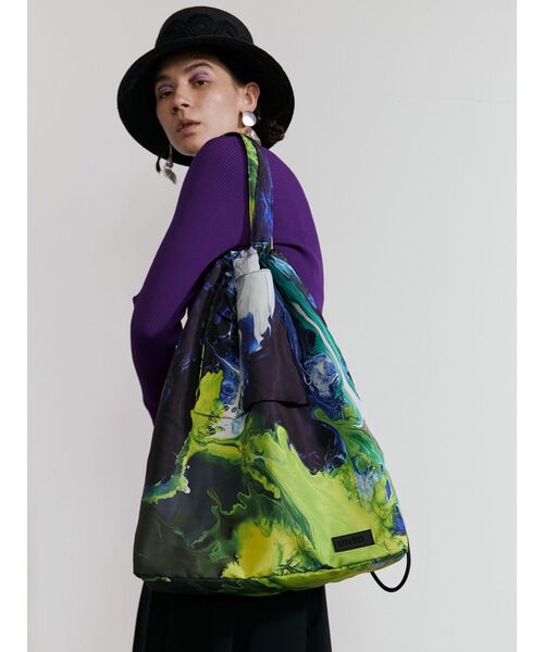 UN3D.（アンスリード）の「リボーンドローストリングバッグ（トート