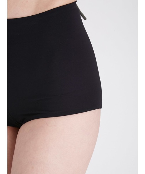 Mila Owen（ミラオーウェン）の「バックレースアップスウィムウェア