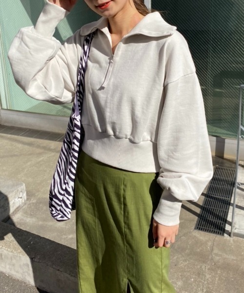 Kastane（カスタネ）の「ハーフジップクロップドスウェット