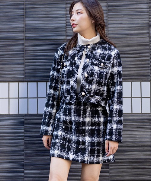 clear（クリア）の「×チェック柄ツイードノーカラージャケット