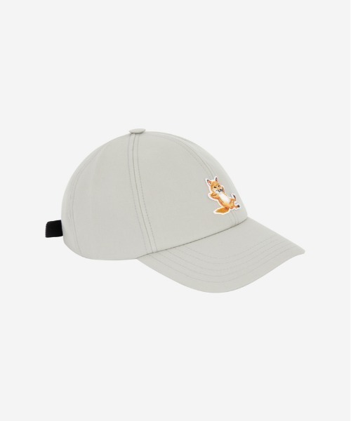 Maison Kitsune（メゾンキツネ）の「CAP 6P CHILLAX FOX PATCH