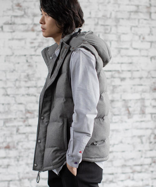 coen（コーエン）の「AIRCONPADウールライクフーデッドベスト（ダウン