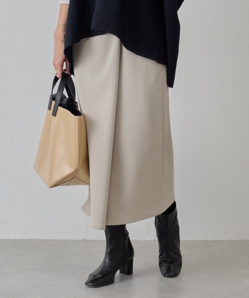 BEARDSLEY（ビアズリー）の「ウエストリブブークレスカート（スカート