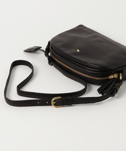 sot（ソット）の「≪sot pistie≫ピケットレザー ラウンドショルダー