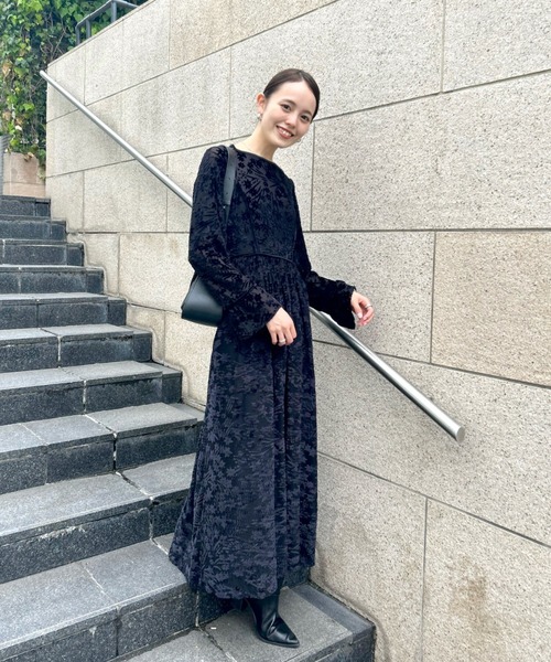 mystic（ミスティック）の「【森川企画】花柄ベロアワンピース