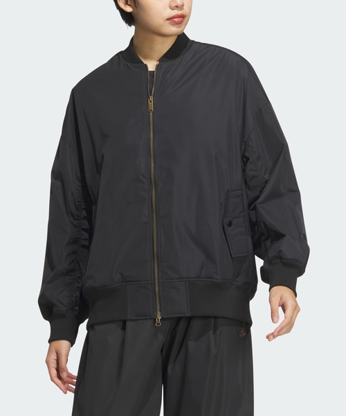 adidas（アディダス）の「カレッジ ルーズフィット ボンバージャケット