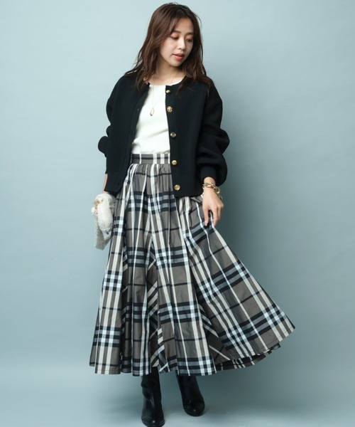 JUSGLITTY（ジャスグリッティー）の「マルチ釦カーデ（ニット/セーター