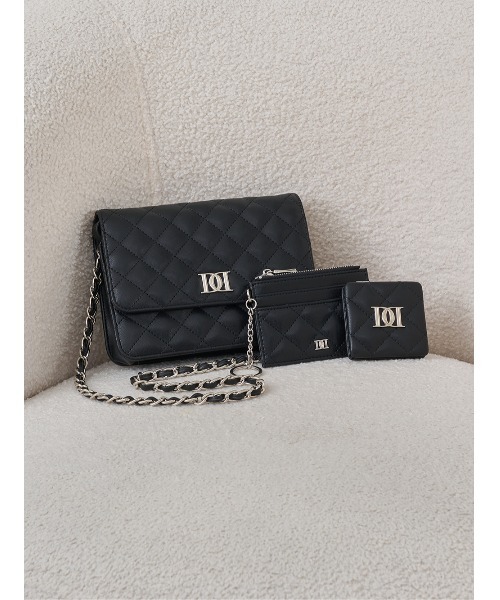 Darich（ダーリッチ）の「DDロゴキルティングトラベルセット