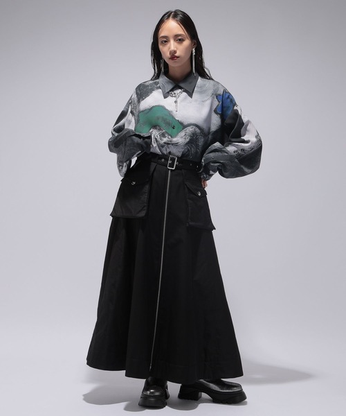 HARE（ハレ）の「【UNISEX】ニホンガソウガラシャツ by MAO KAWASAKI