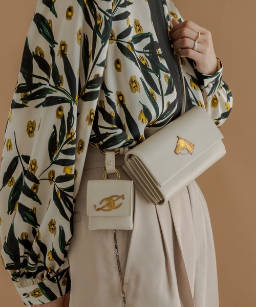 ear PAPILLONNER（イアパピヨネ）の「