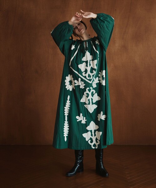 Freada（フリーダ）の「Freada/フリーダ パーツ刺繍ワンピース