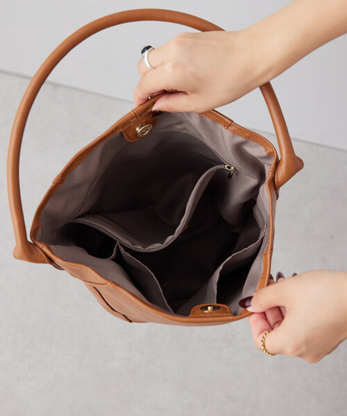 ear PAPILLONNER（イアパピヨネ）の「アニマルパーツバケットバッグ