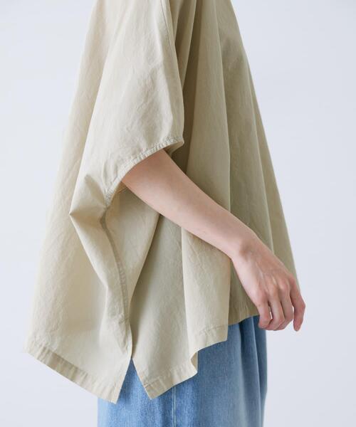 かぐれ（カグレ）の「コットンスクエアポンチョシャツ（シャツ