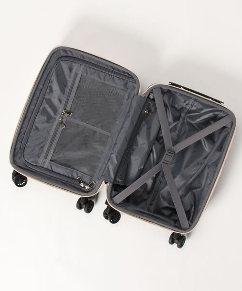 Guess（ゲス）の「【GUESS】ゲス WILDER 18 IN 8-WHEELER スーツケース